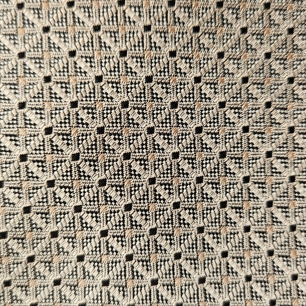 BRUNO PIATELLI Woven Geometric Pattern Silk Tie - Picture 2 of 10